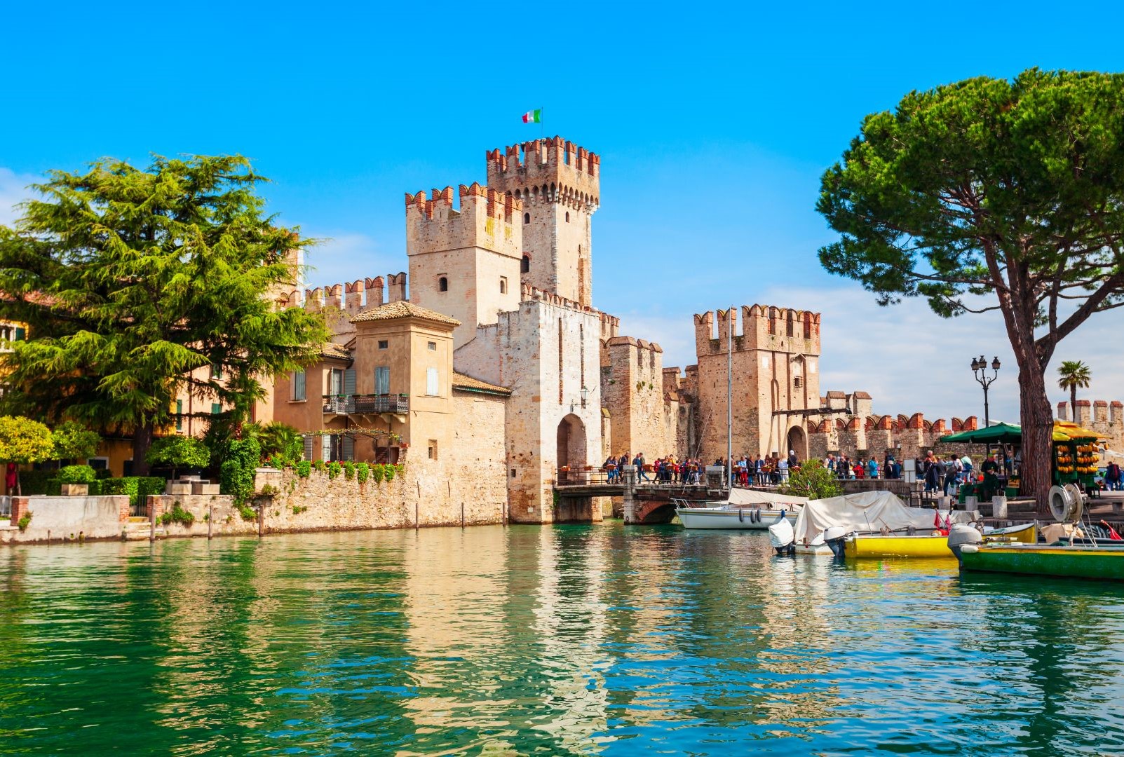 Visita Guidata a Sirmione: storia, arte, curiosità e misteri sul Lago di Garda