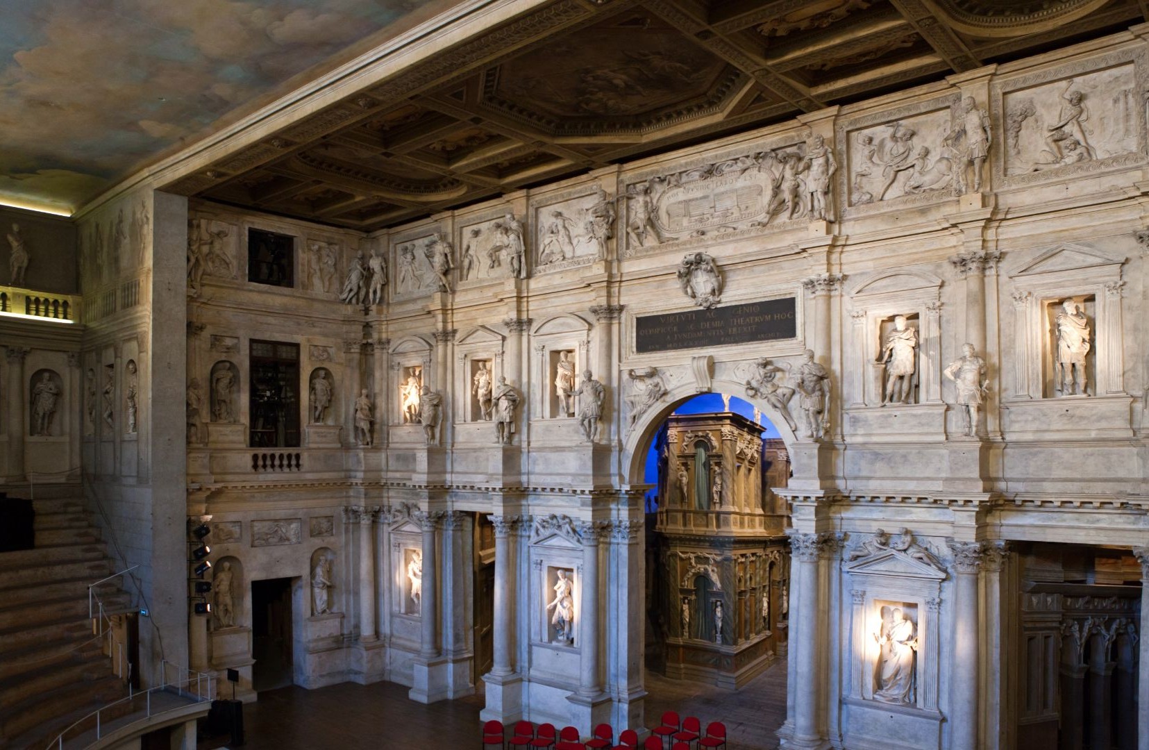 Visita Guidata al Teatro Olimpico di Vicenza ed altre Meraviglie