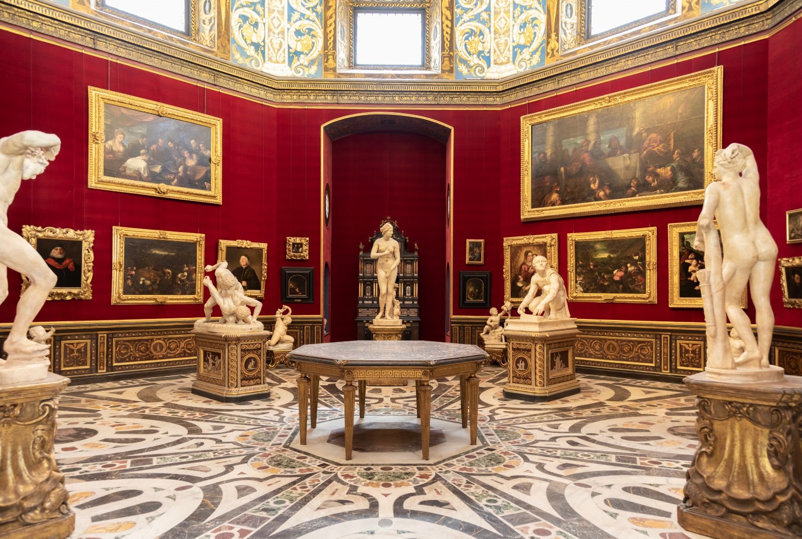 Visita Guidata alla Galleria degli Uffizi: tra Giotto, Leonardo e Michelangelo