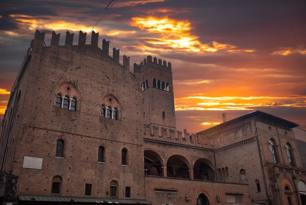 Bologna Noire: un tour nella cronaca nera del passato