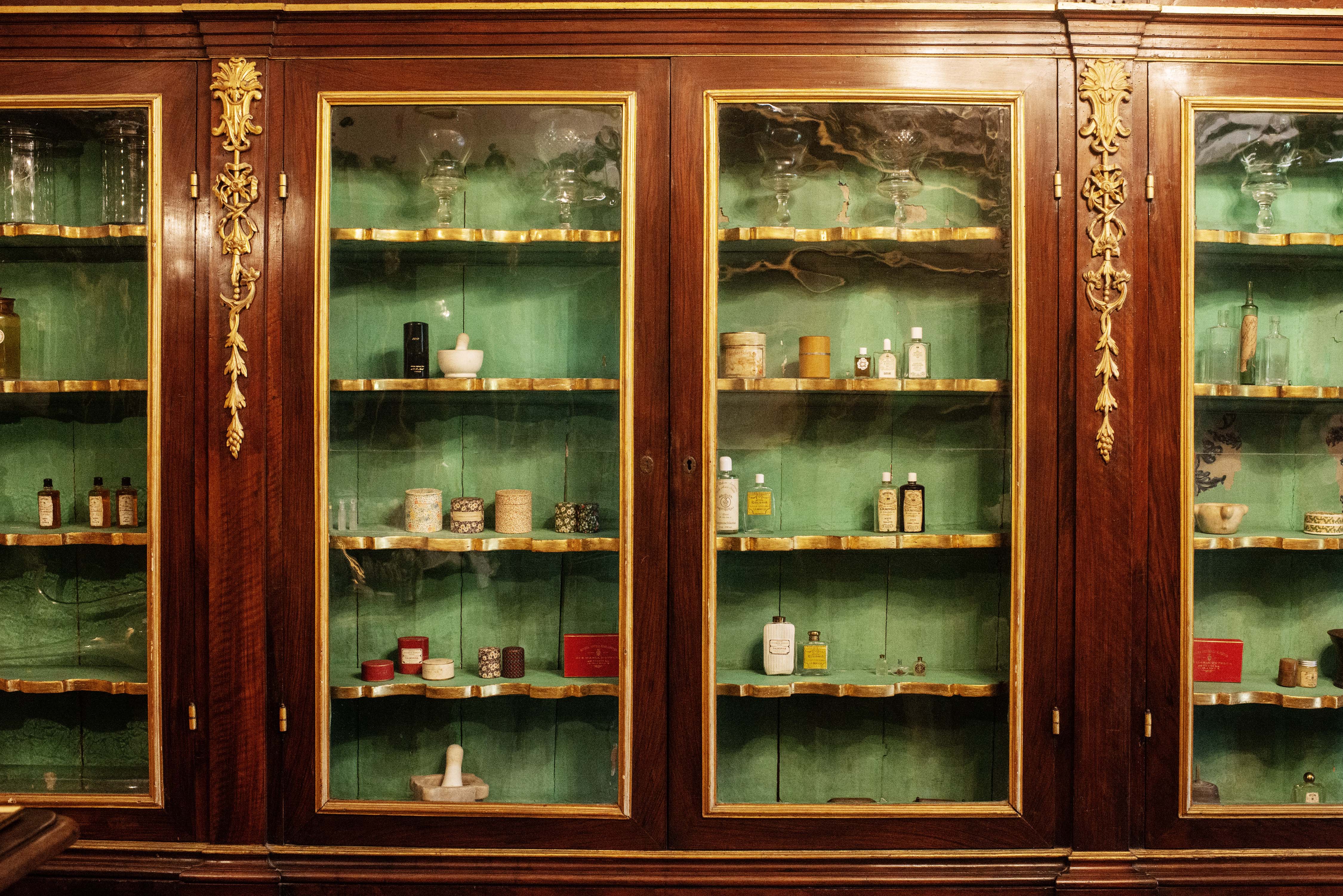 La Firenze degli Speziali: tra antiche farmacie, medici e ciarlatani