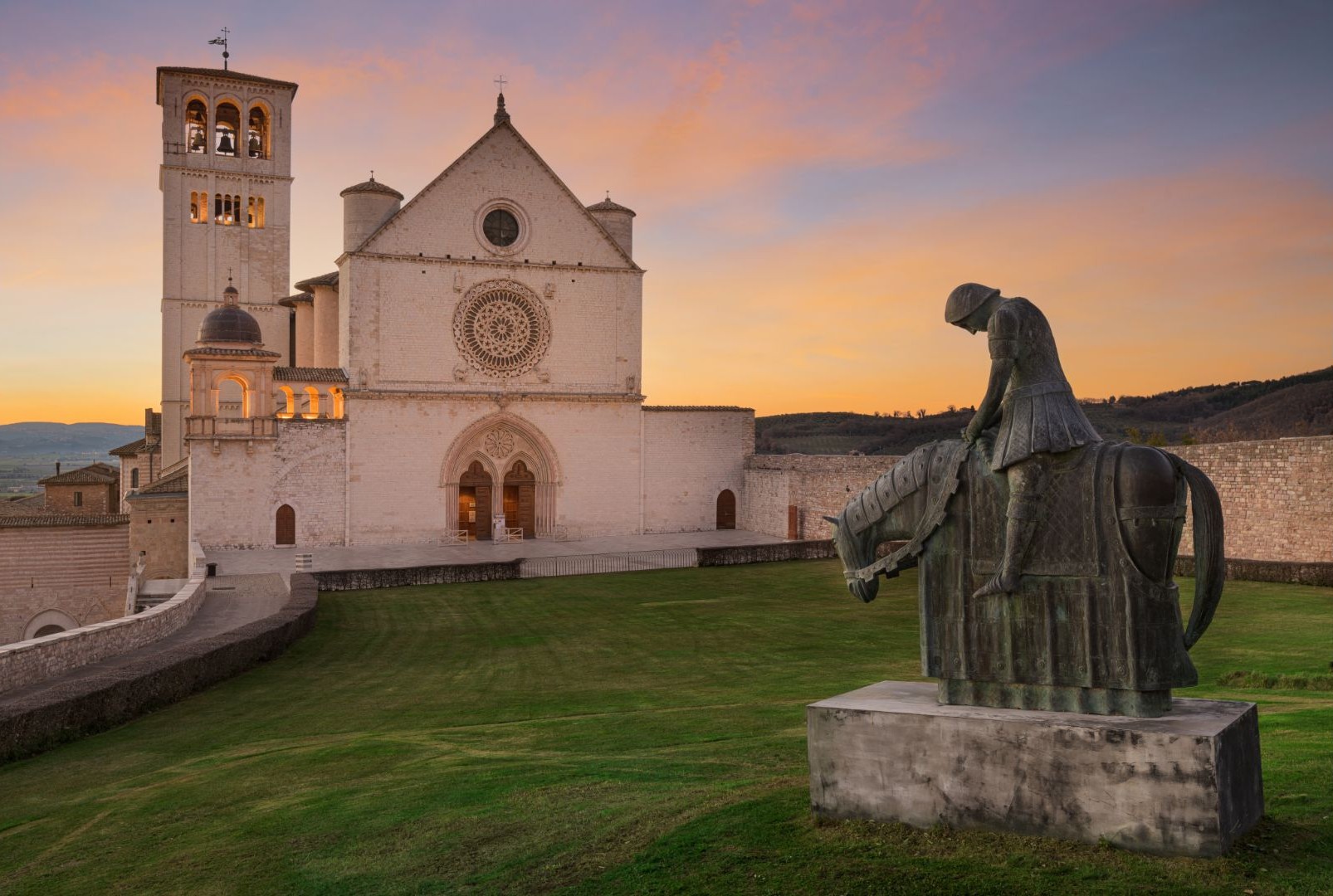 San Francesco e Santa Chiara: dalla Crociate alla Rivoluzione del Mondo